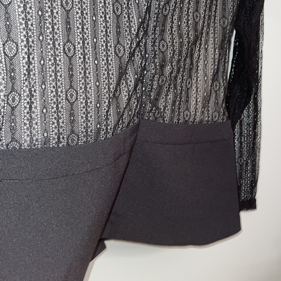 Gracia sheer lace peplum EUC - Picture 5 of 10